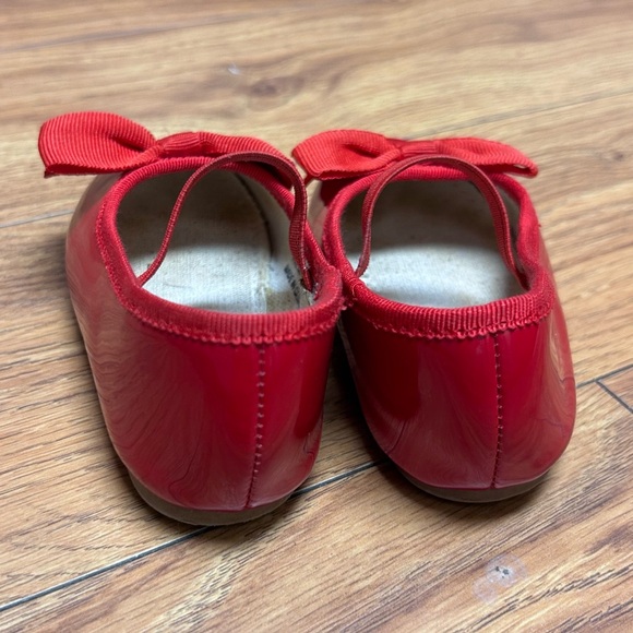 Thee Bron Red Faux Patent Mary Janes | Baby Girl Toddler Size 5 - Picture 6 of 7